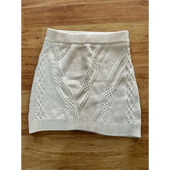 Anthropologie Maeve Cable-Knit Sweater Skirt Ivory size medium - Picture 1 of 9